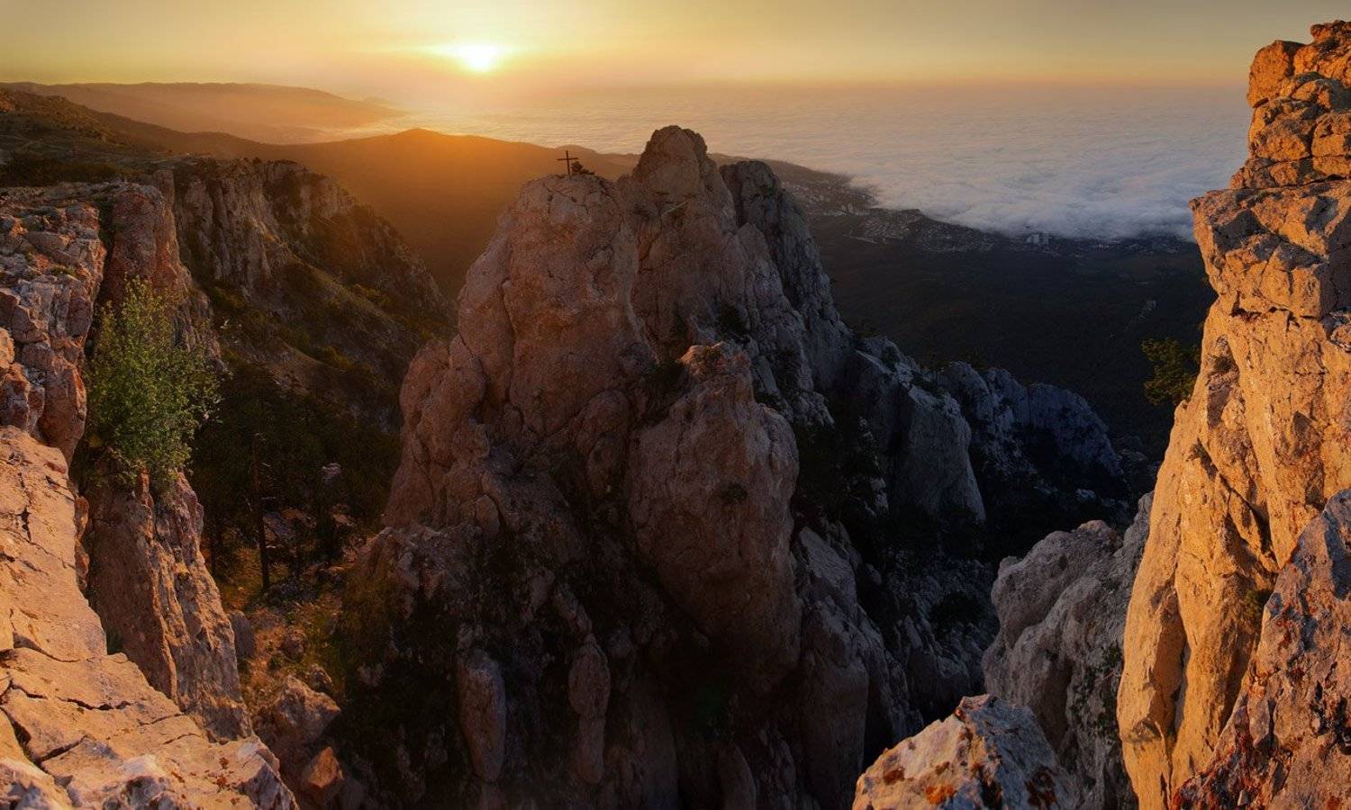 , Юрий Cазин