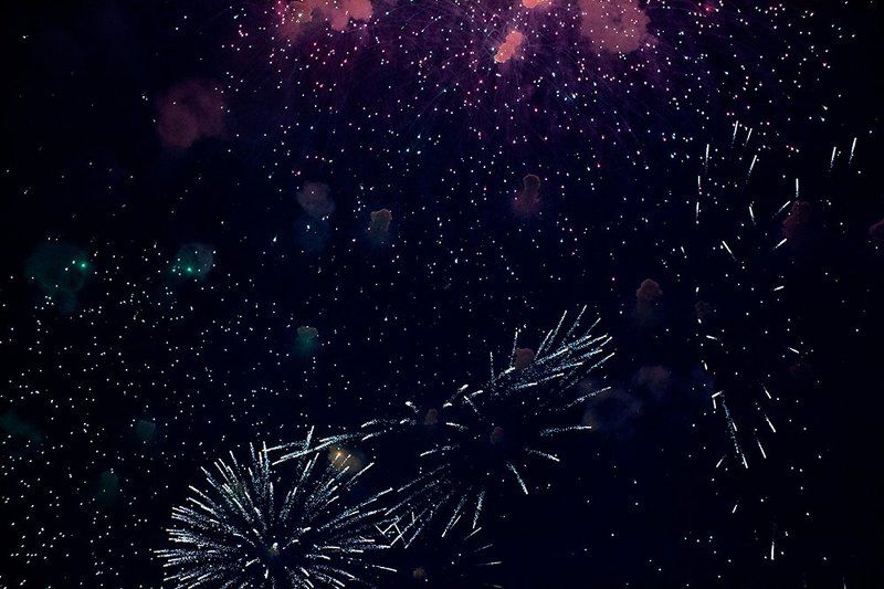 Взрывы в галактике фото превью