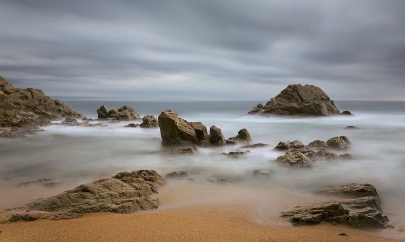 Хмурый вечер фото превью