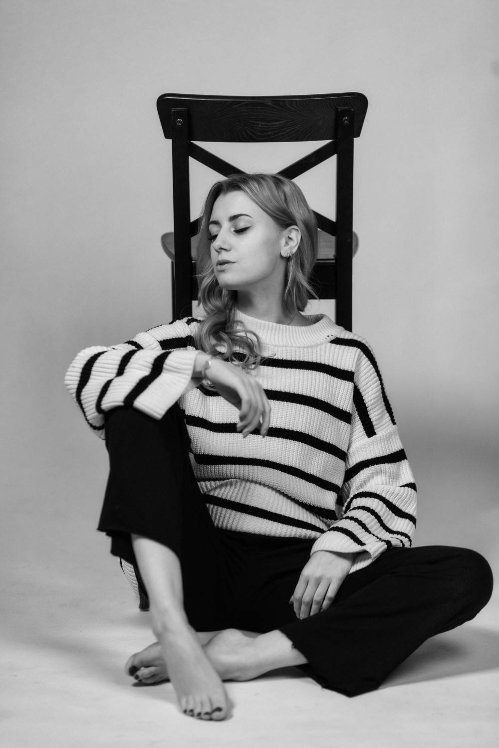 девушка, модель, портрет, фотосессия, студия, макияж, гламур,girl, beauty, perfect, model, modeling, young, portrait, make-up, glamour, studio, studio shot, чб, чёрно-белое фото, bw, black and white, творческий портрет, женский портрет, постановка, Владимир Васильев