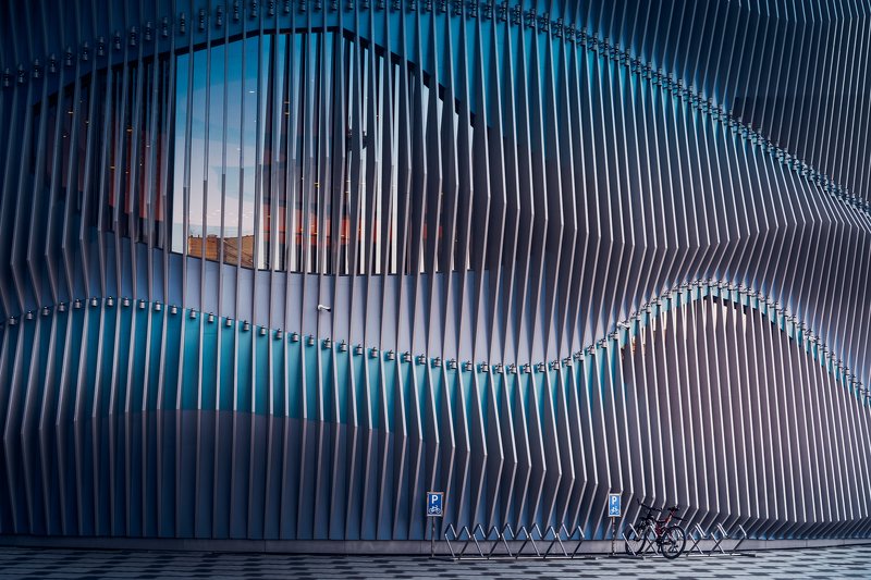 Велопарковка фото превью