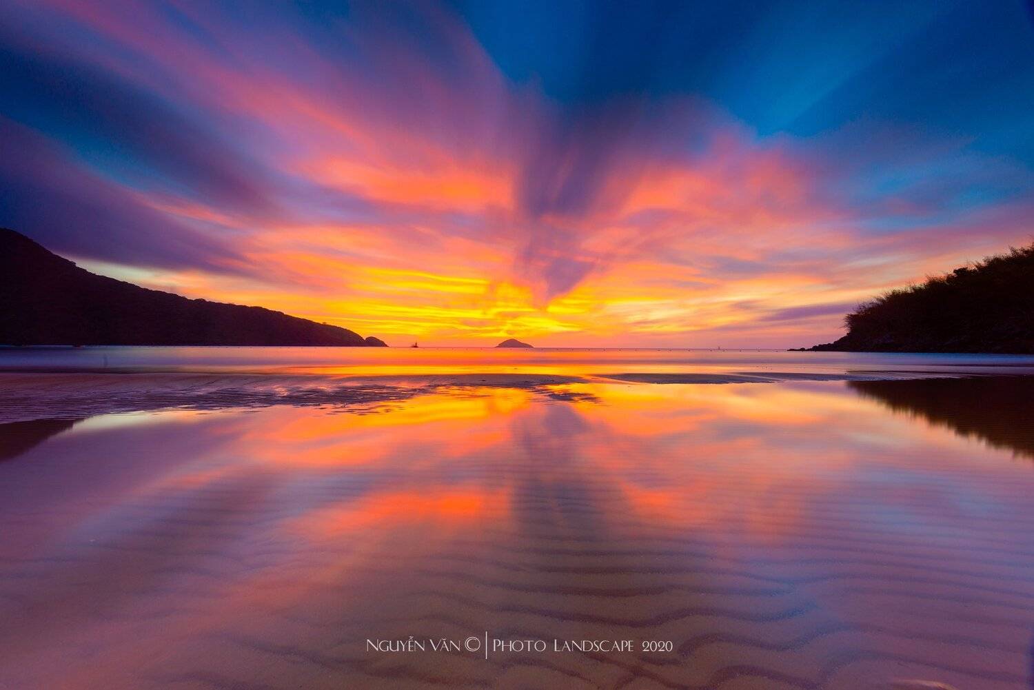 Seascape, Van Nguyen