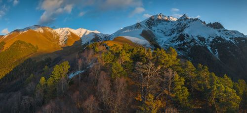 Первый снег в горах