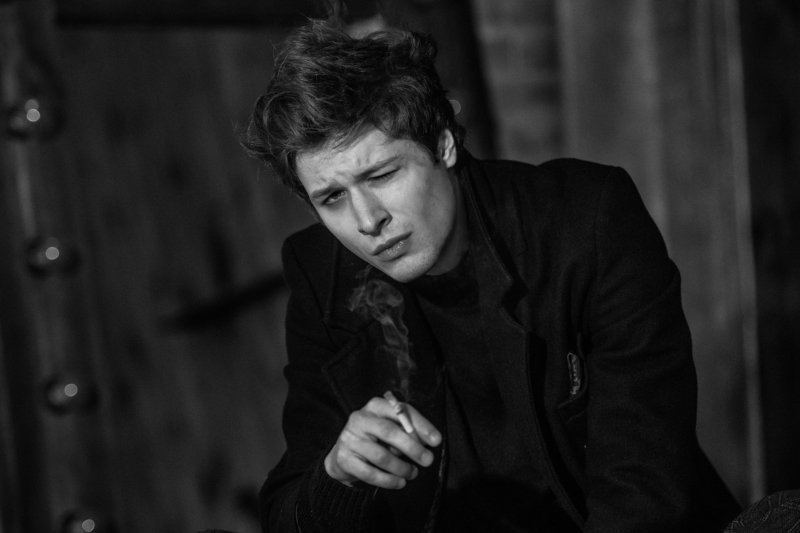 роман фото превью