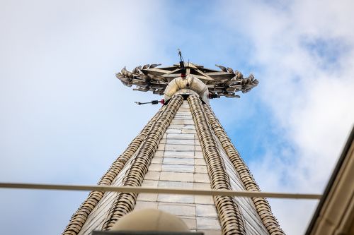 Шпиль гостиницы Украина