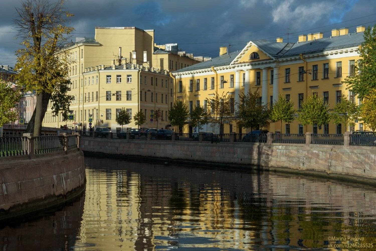 город, санкт-петербург, городской пейзаж, архитектура, канал грибоедова,отражения на воде, доходный дом и. вальха,осенний петербург, Марина Павлова