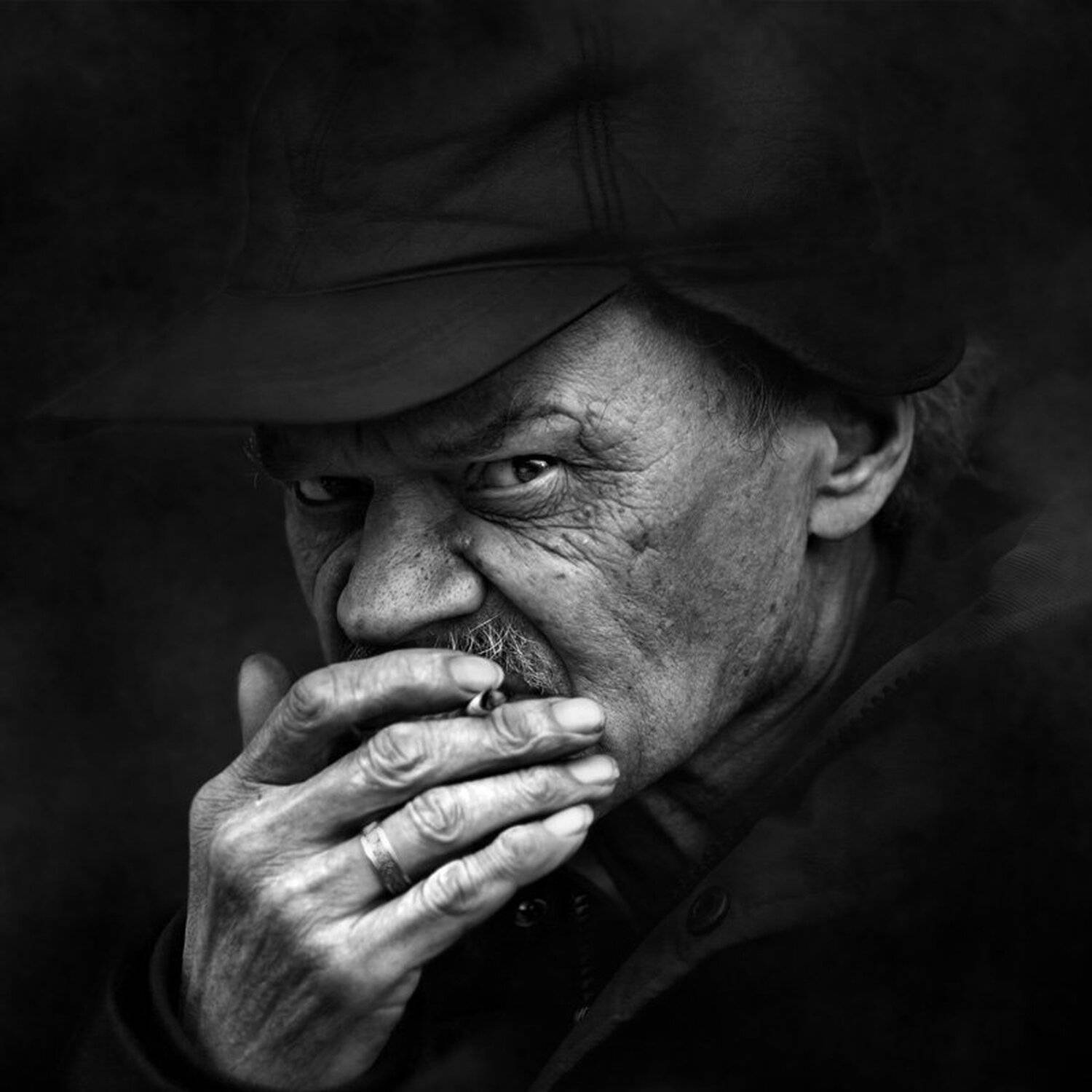 портрет, квадрат, калинин юрий ,ч/б фото, уличная фотография, юрец, люди, лица, город, санкт-петербург ,фотограф, лица протеста, Юрий Калинин