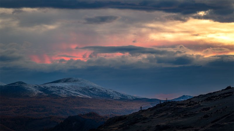 На границе дня. фото превью