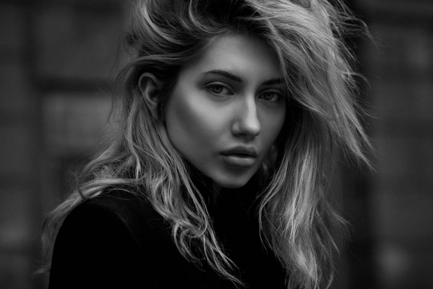 портрет, девушка, уличный портрет, съемка на улице, женский портрет, творческая съемка, чб, черно-белый портрет, Nika Peychev