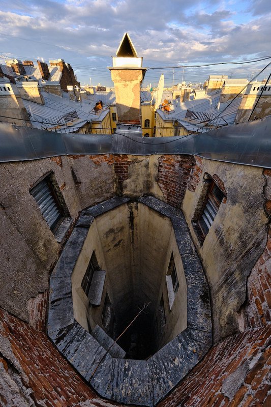 двор, питер, петербург, крыши, Питерская дыра фото превью