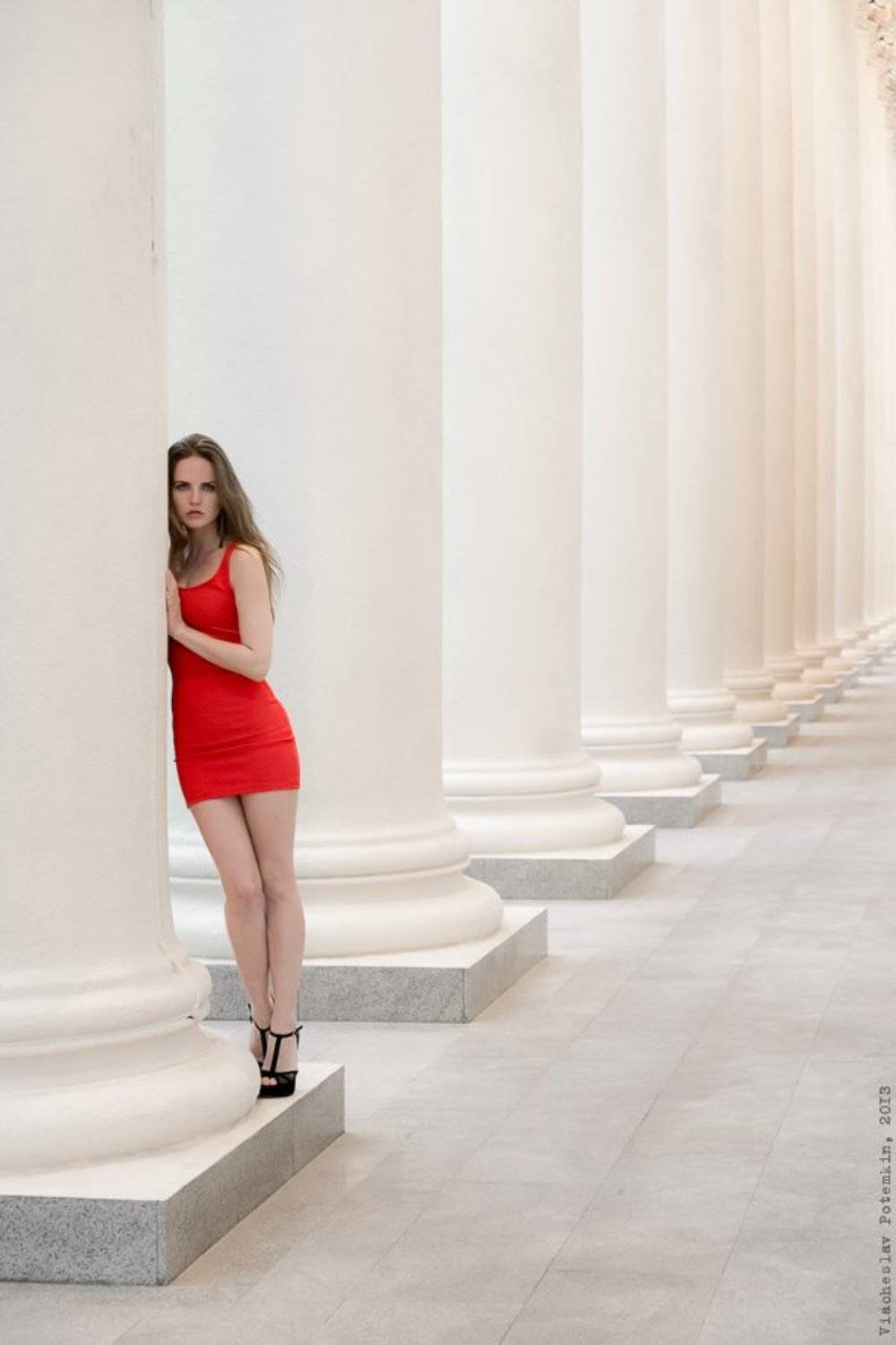 сочи, якимова, платье, колонны, Вячеслав Потёмкин