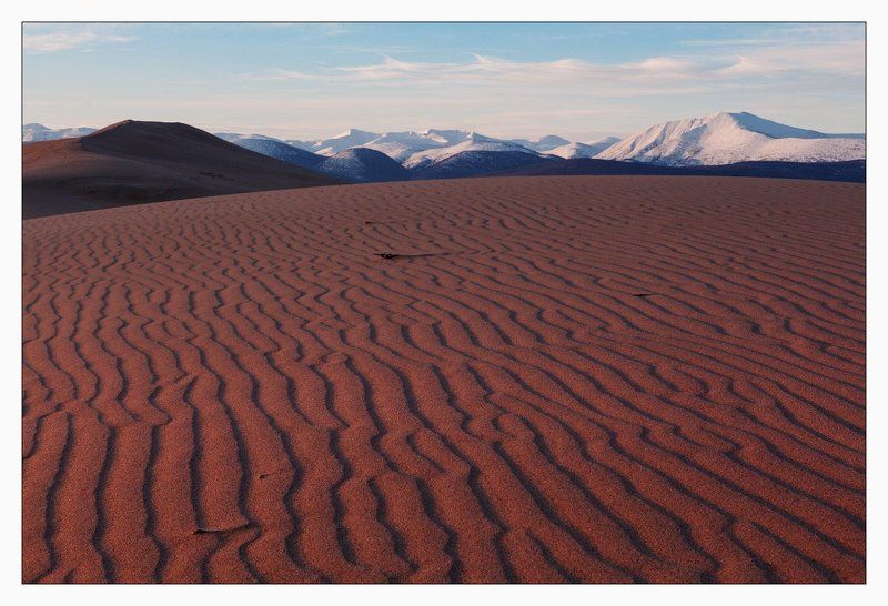 чарские, пески, удокан ПУСТЫННЫЙ РАССВЕТ И СНЕГА УДОКАНА фото превью
