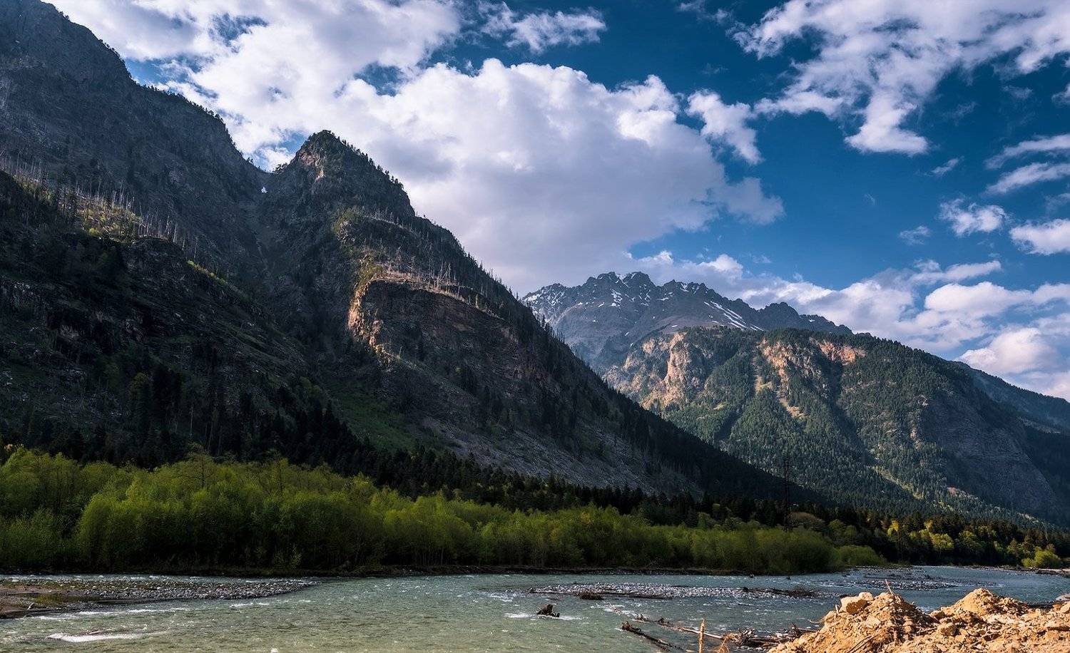 Горы река природа Домбай, Олег