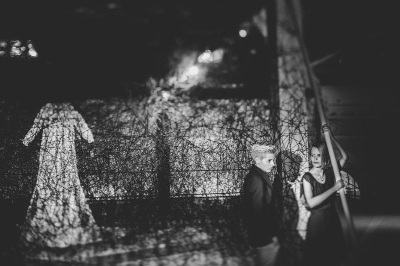 Мотыльки и нитки фото превью