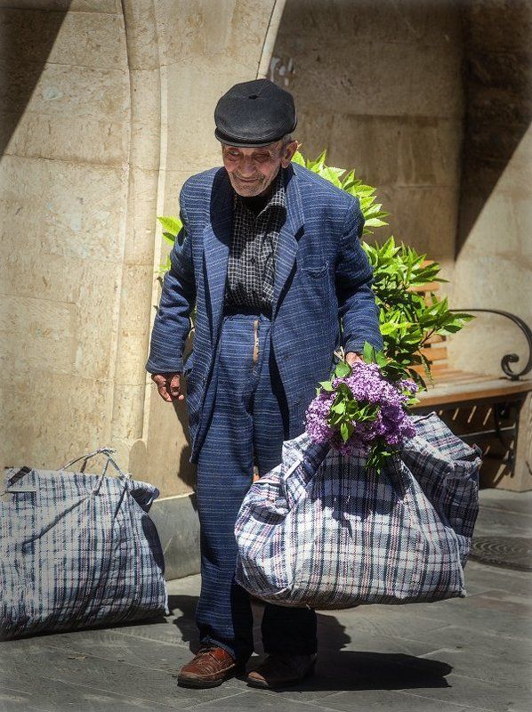 Купите сирень для Вашей любимой! фото превью