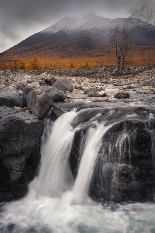 горы, сибирь, бурятия, осень, лиственница, водопад, пейзаж, природа, река, сайлаг На просторах осени фото превью
