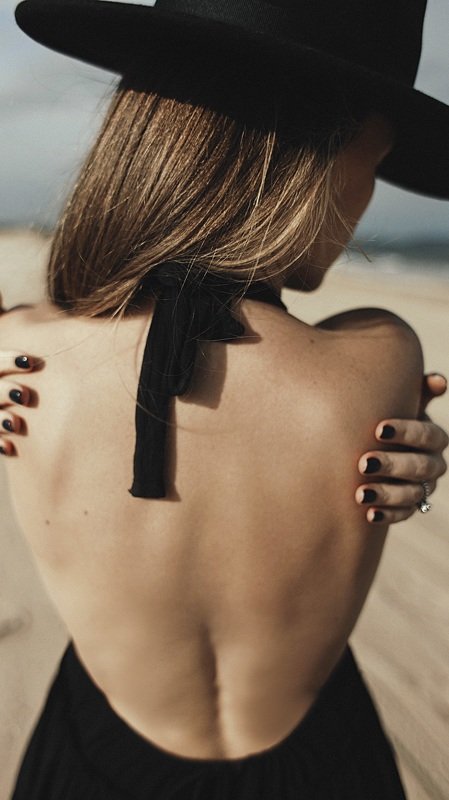 Спина, шляпа *** фото превью