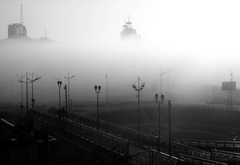 Владивосток, фонари, туман, утро, Владивосток, Родина Фонари фото превью