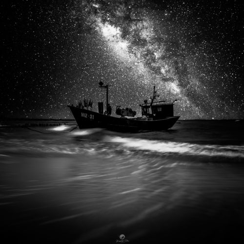 Спящая рыбацкая лодка 