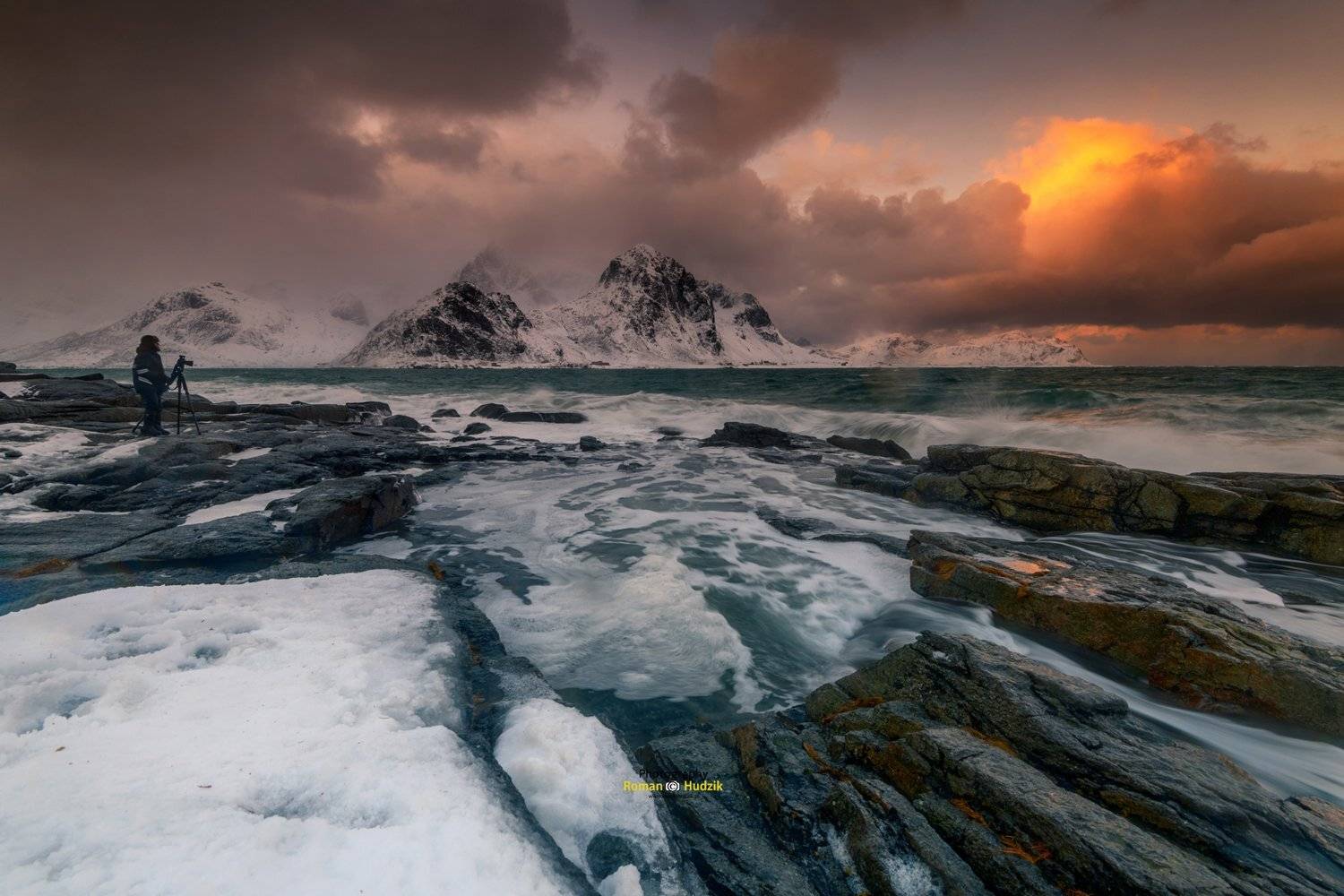 Lofoten, rocks, sunrise, sunset, sea, landscape, winter, photographer, clouds, , Roman Hudzik
