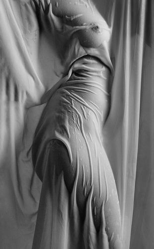 мокрая скульптура