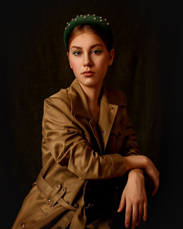 портрет, естественный свет, блондинка, девушка Девушка с ободком фото превью