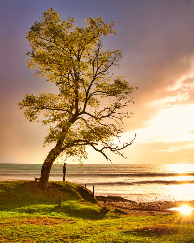 Предгрозовой закат фото превью