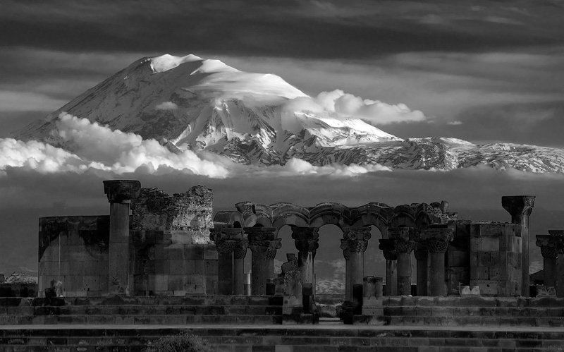 Звартноц, храм Небесных Ангелов фото превью