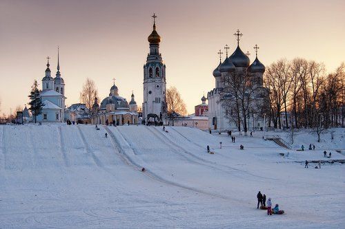 Катание на Соборной горке