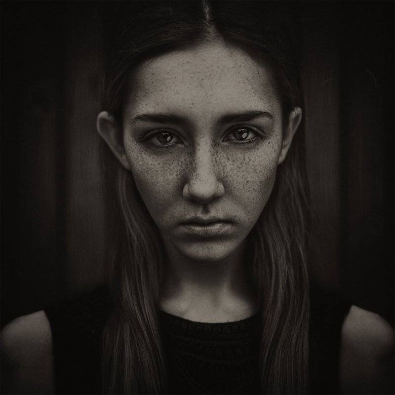 Веснушки, Мрачный портрет, Портрет девушки, Чб, Маховицкая Кристина