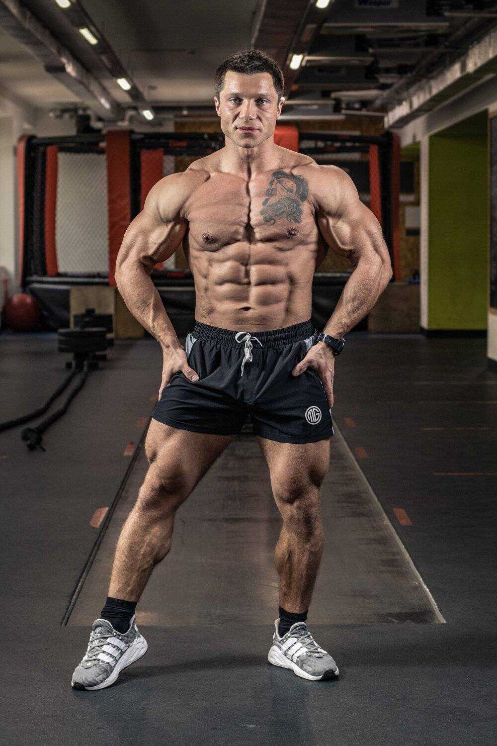 мускулы, Алексей Кремнёв