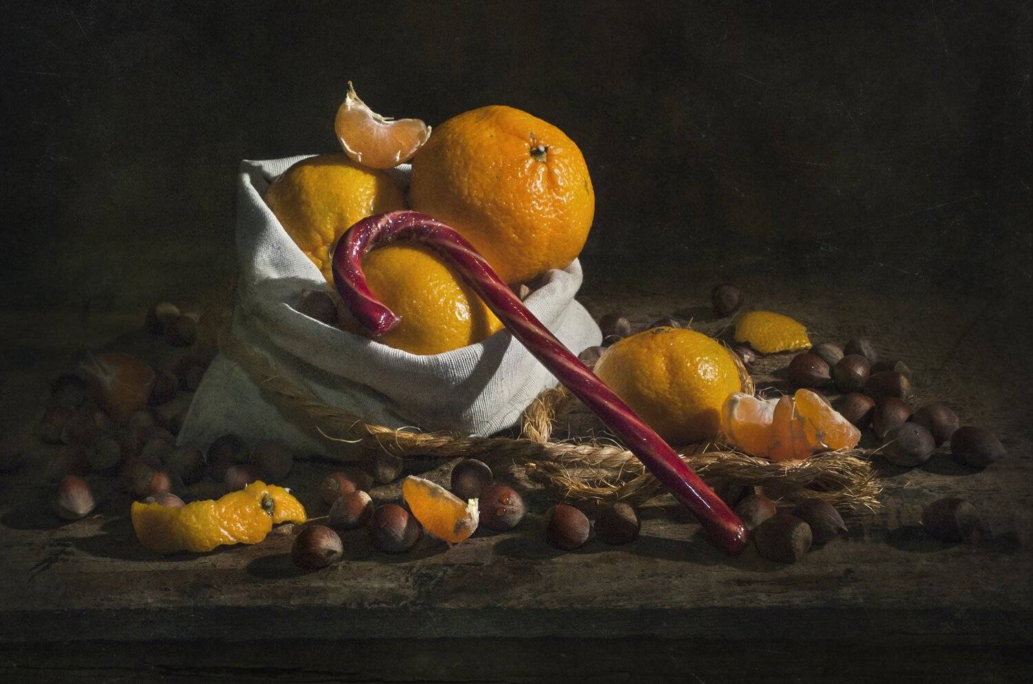 мандарин,оранжевый,орехи,праздник,мешочек,конфета,тёмный,гостинец, Владимир Володин