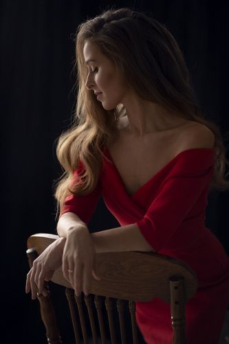 Lady in red
