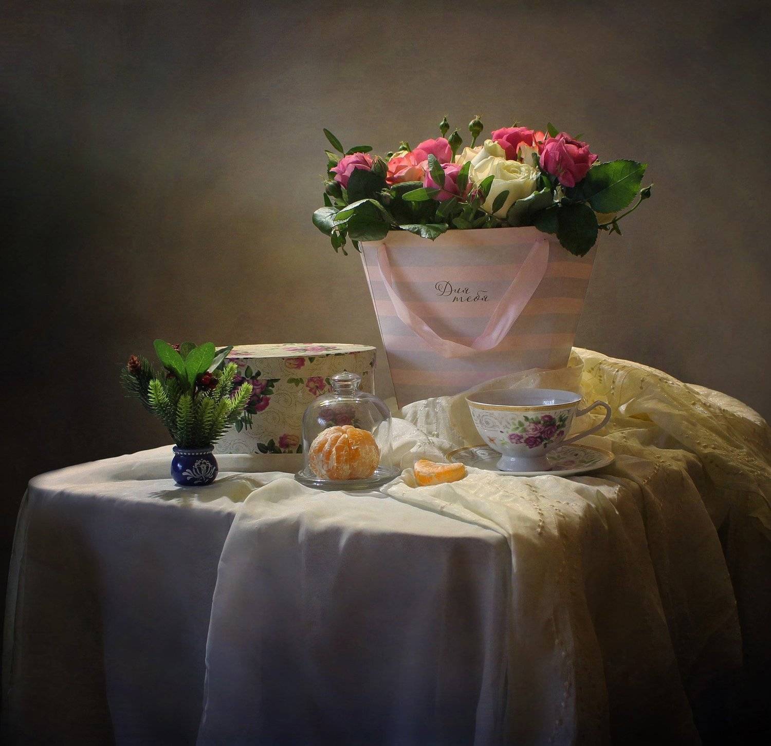 натюрморт, зима, цветы, розы, мандарин, Ковалева Светлана