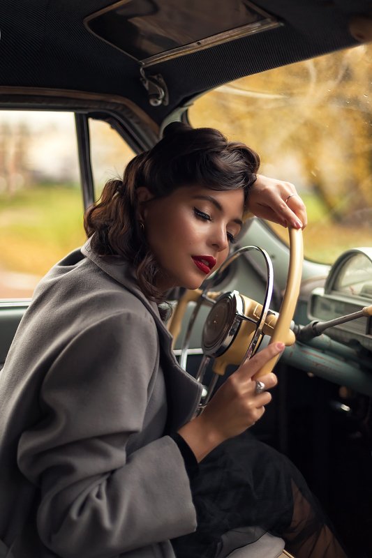 ретроавто женский портрет  фото превью