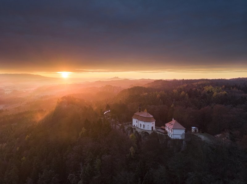 mavic air, drone, aerial, czechia, autumn, air photography, castle, bohemian paradise In the right time.. фото превью