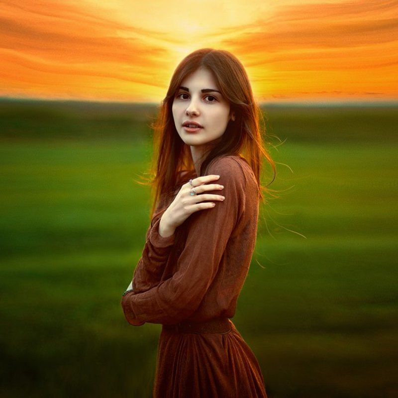 beautiful and young фото превью