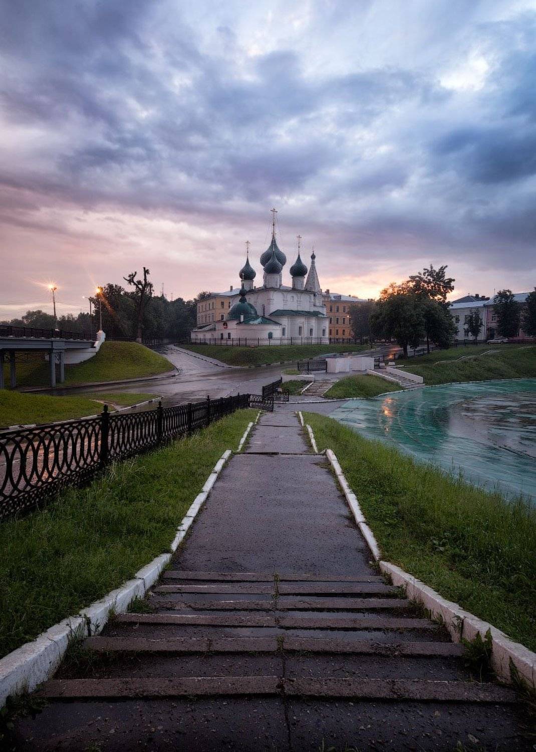 Городской пейзаж, Закат, Лестница, Тучи, Церковь, Ярослаль, Скалин Алексей