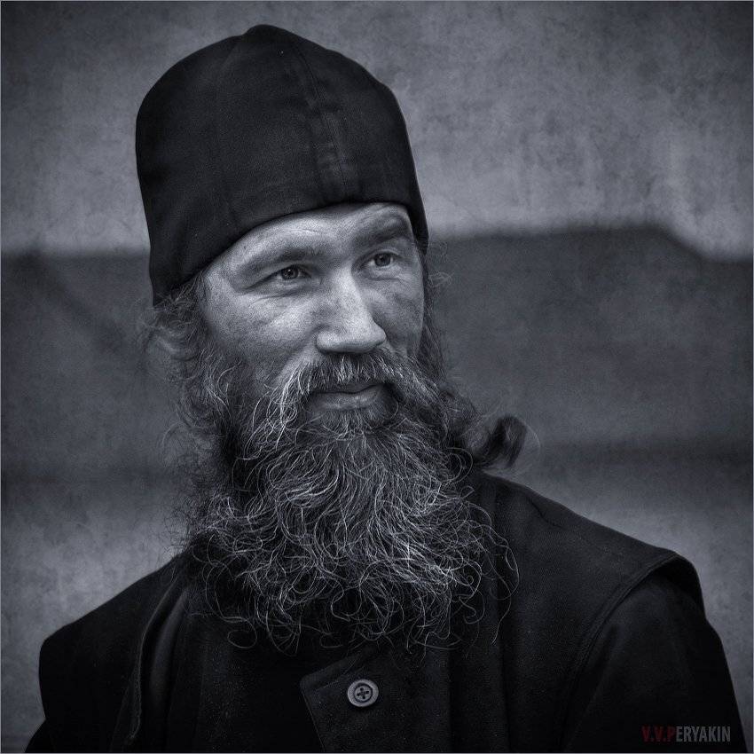 , Виктор Перякин