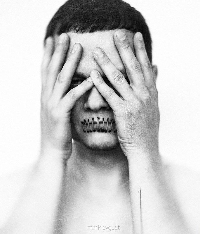 self-portrait фото превью