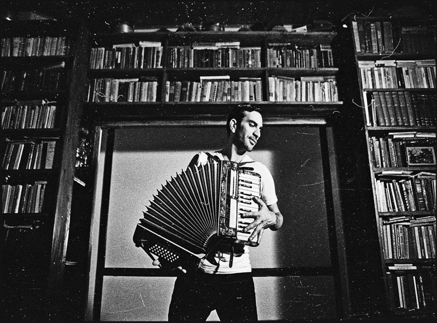 35mm, Actor, B/w, Books, Film, Damian