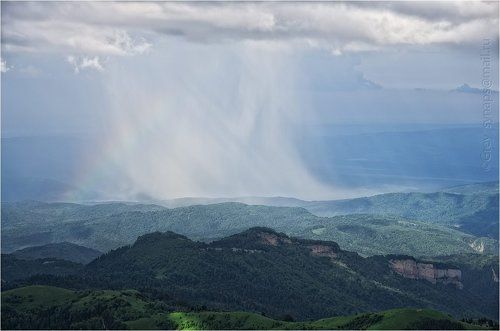 Град атакует.