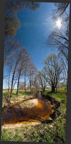 Попсовый весенний этюд с ручьем и солнцем