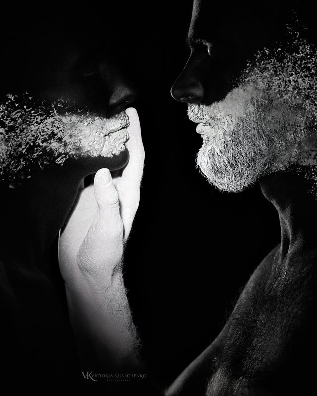 Двое фото превью