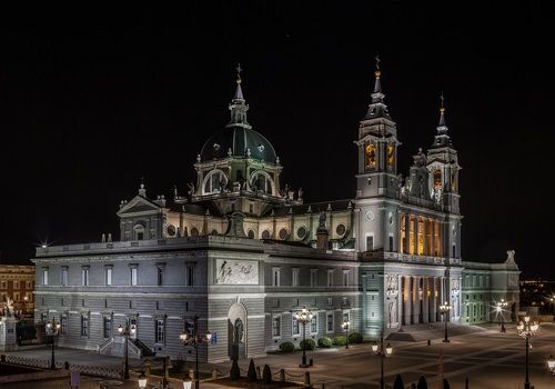 Собор Альмудена