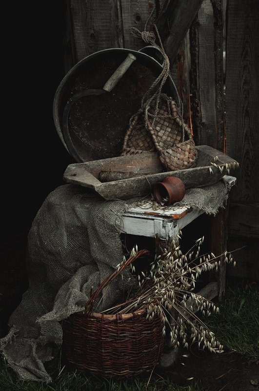 натюрморт, лапти, винтаж, удмуртия Натюрморт с лаптями фото превью