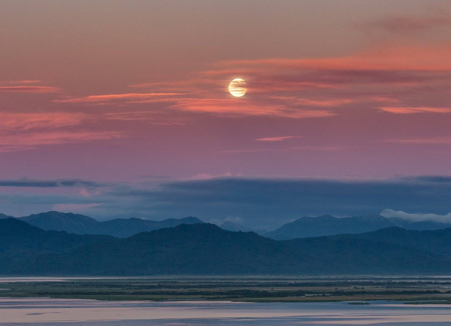 , Александр Максин