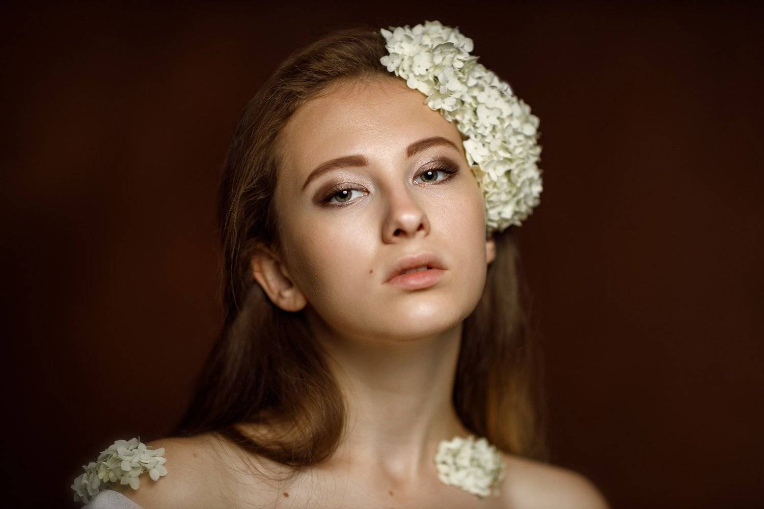 девушка взгляд портрет студия, Ксения Сергеева