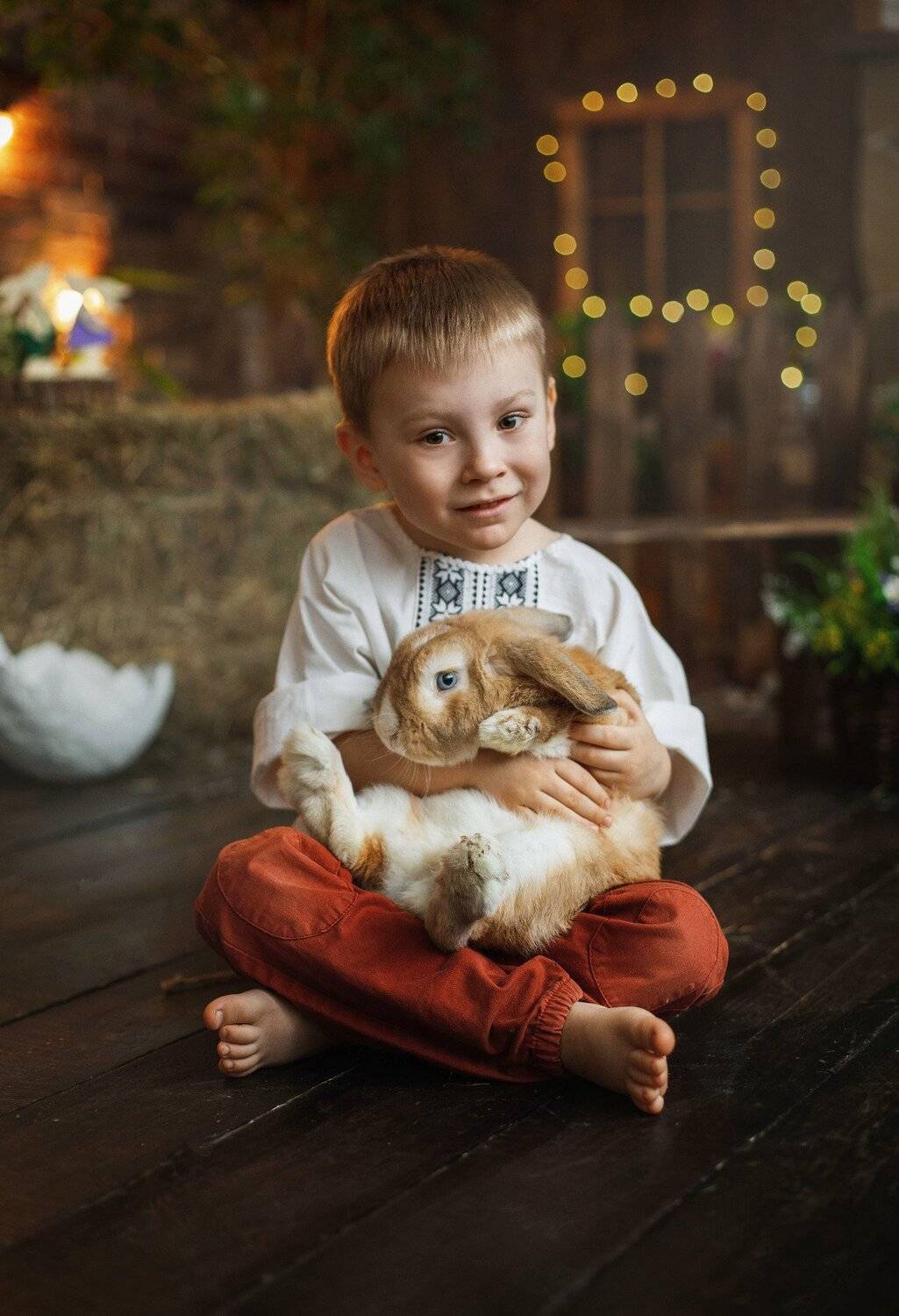 мальчик, ребенок, детство, кролик, заяц, ушастый,  пасха, Мила Шелест