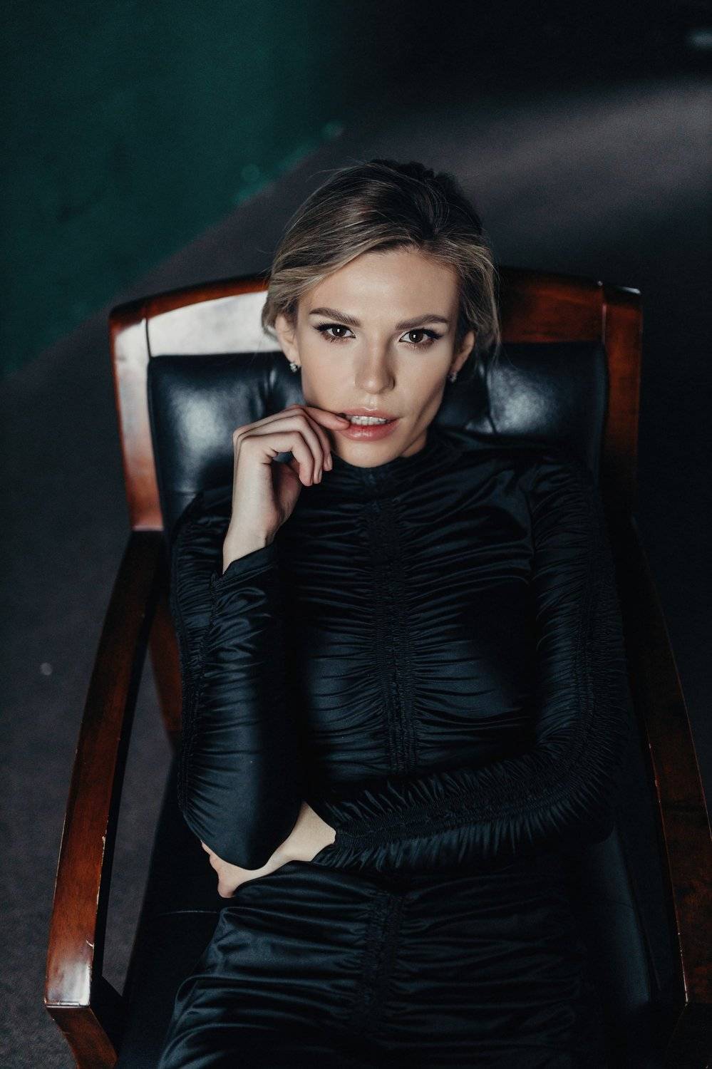 , Артем Лазарев